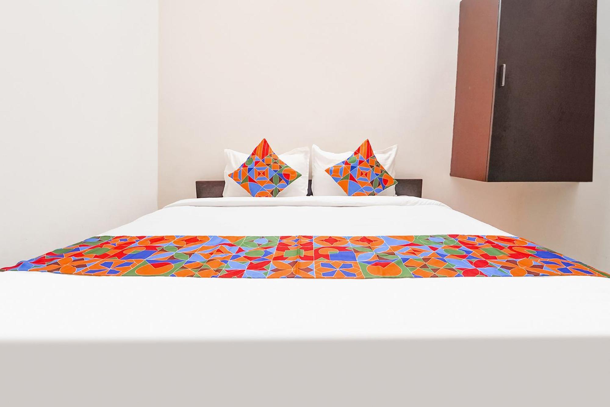 Fabexpress Epic Residency - Nr Srm University, Ramapuram Chennai Exterior photo